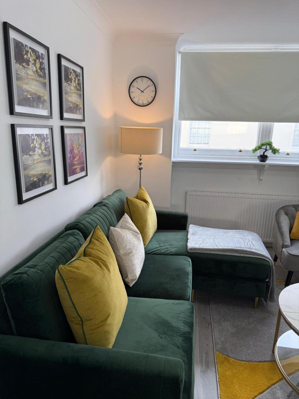 Waves & Wine - Your Escape! Appartement Hove
