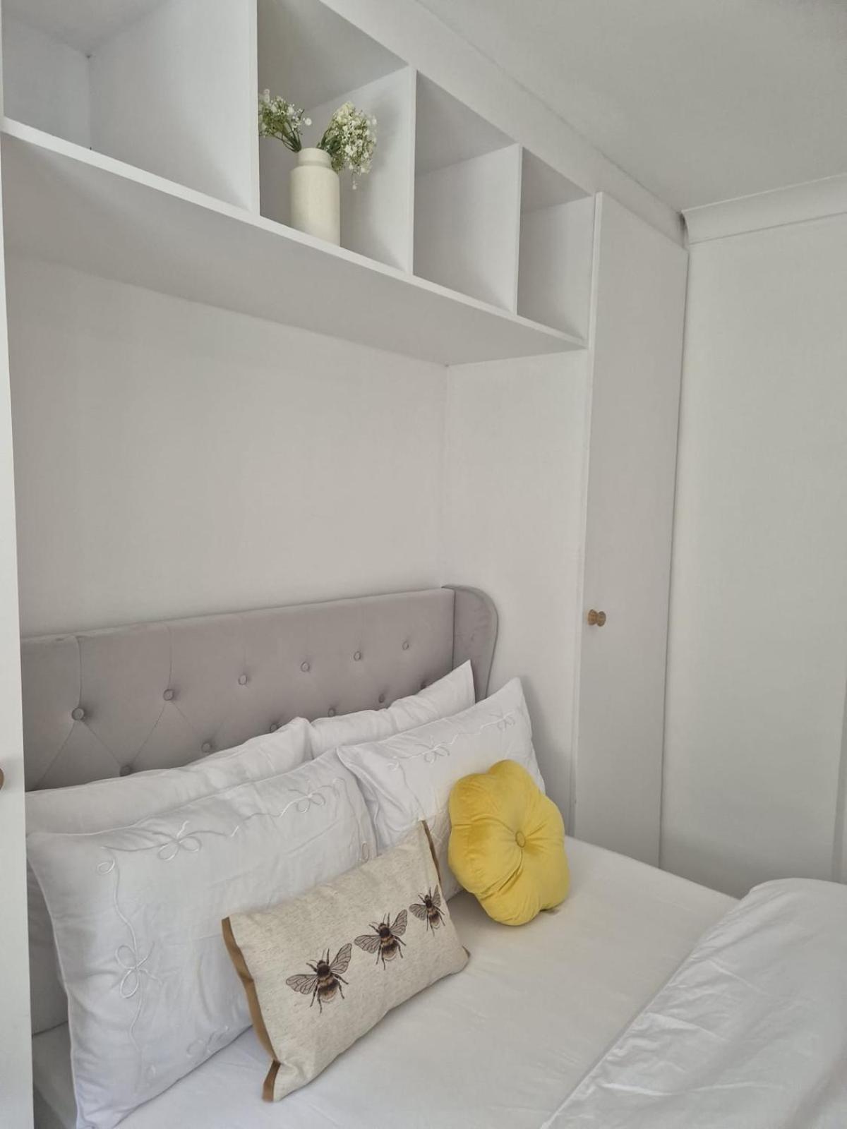 Waves & Wine - Your Escape! Apartment *